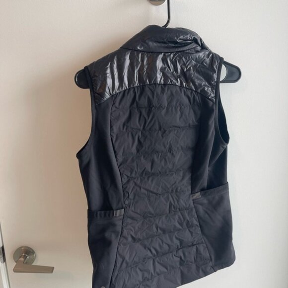 Lululemon Down for it All Black Puffer Vest - Picture 8 of 8